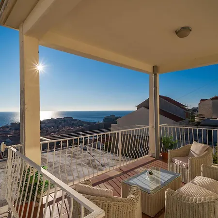 Sunshine Rhapsody Apartment *
